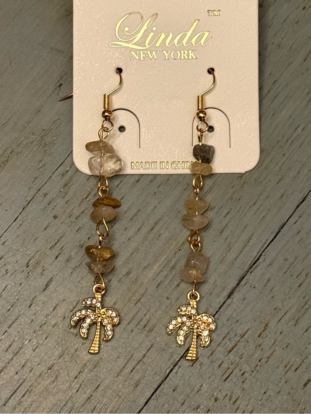 🌴NWT RHINESTONE PALM TREE EARRINGS🌴